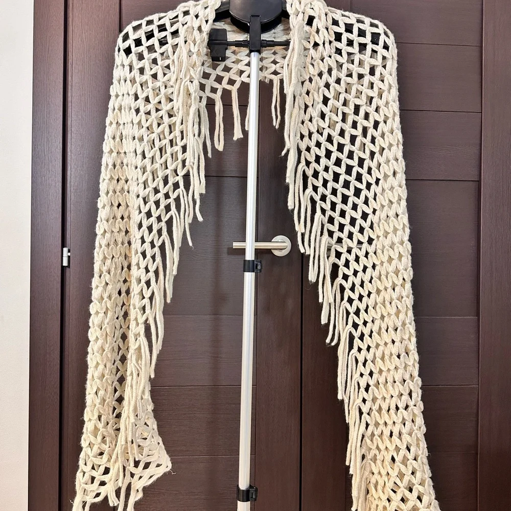 Cream Woven Decorative Throw